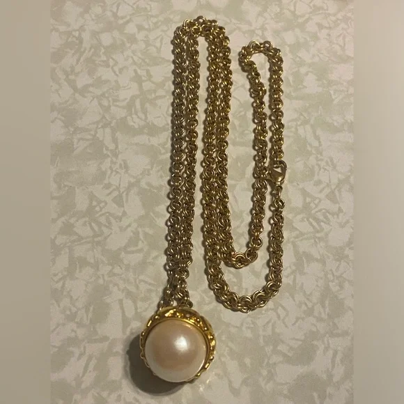 💎 Vintage Costume Acorn Faux Pearl Necklace #7516 - Picture 9 of 9